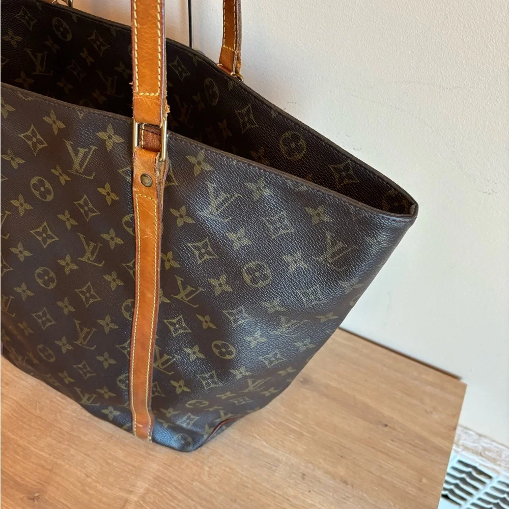 Authentic Louis Vuitton sac shopping large bag - Picture 3 of 9